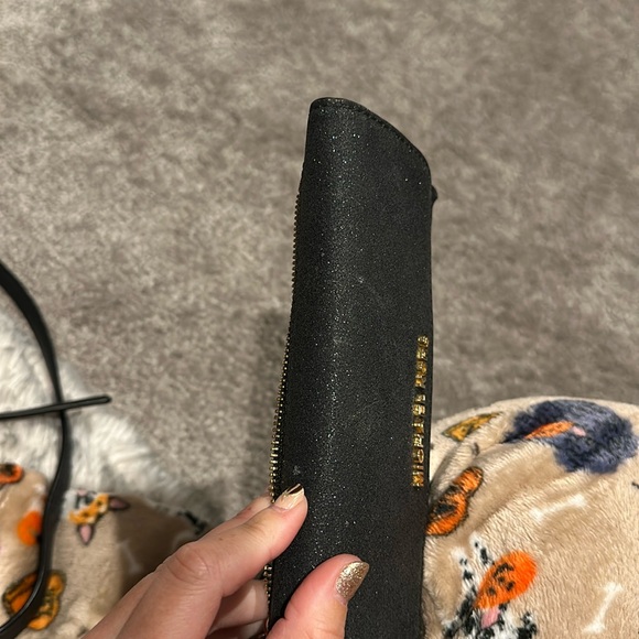 Michael Kors - Glitter Black Wallet - Picture 9 of 9